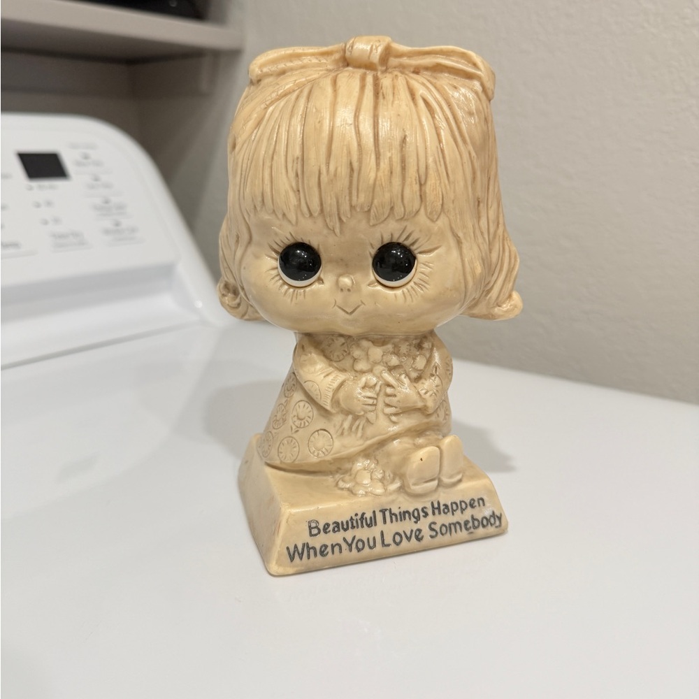 1970 W.&R. Berries Big Eyed Girl - Picture 8 of 10